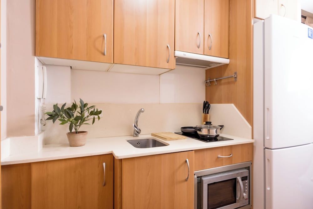 Apartamentos Turísticos Distrito Romano - Private kitchen - 3