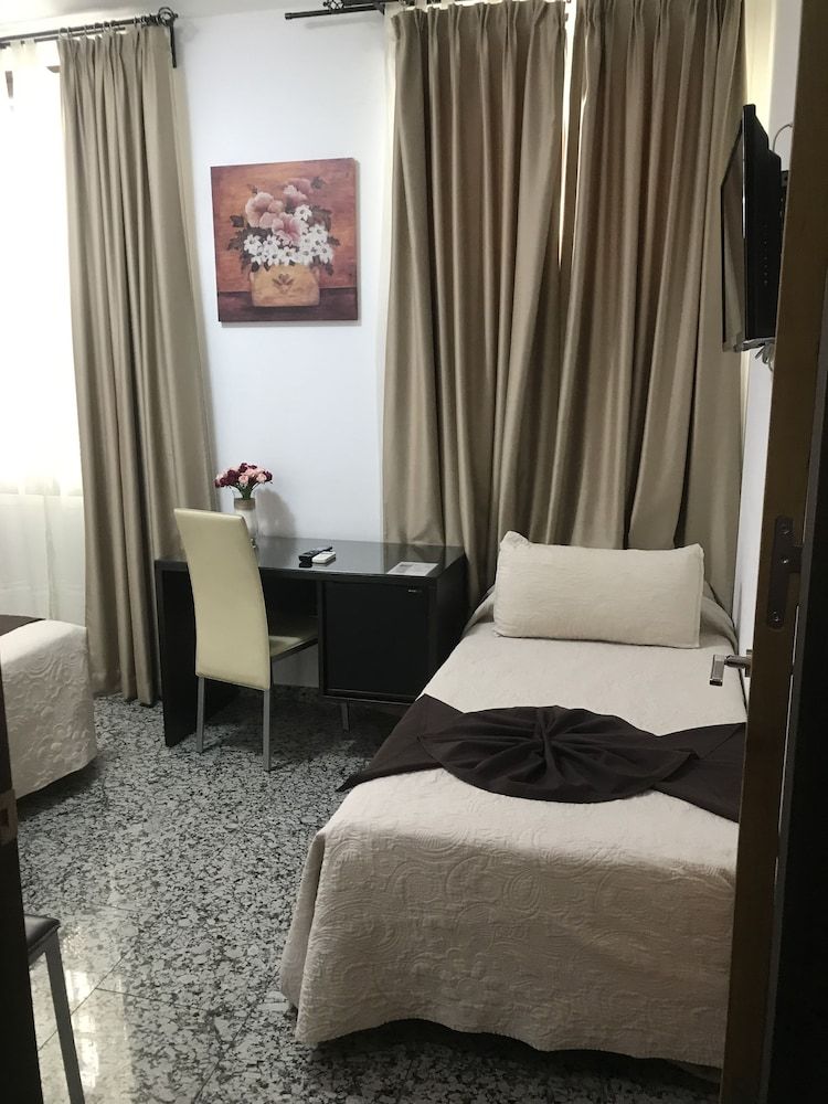 Hotel de los Faroles - Room - 2