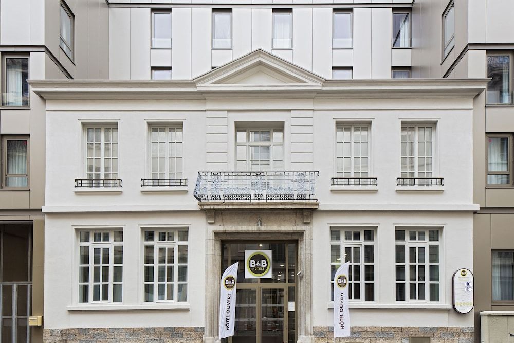 B&B HOTEL LYON Centre Perrache Berthelot - Property entrance