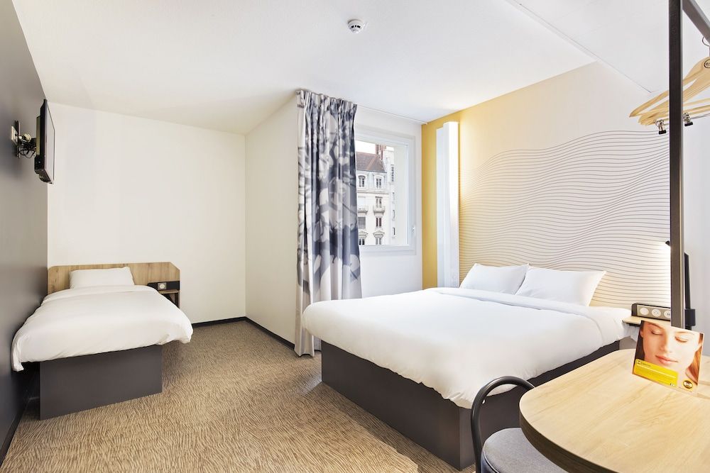 B&B HOTEL LYON Centre Perrache Berthelot - Room - 1