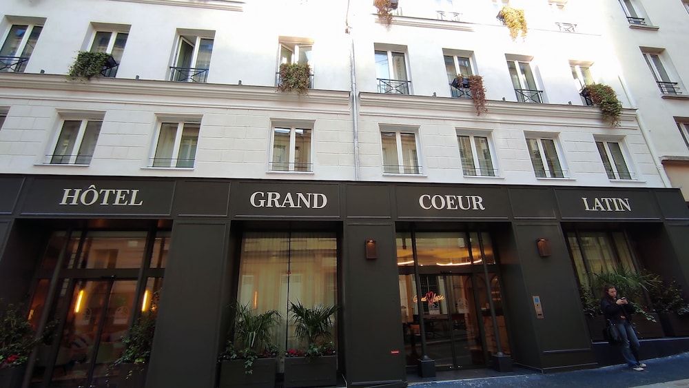 Hotel Grand Coeur Latin - Exterior