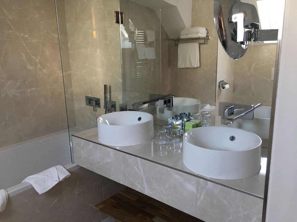 盧浮宮聖安妮飯店 - Bathroom - 2