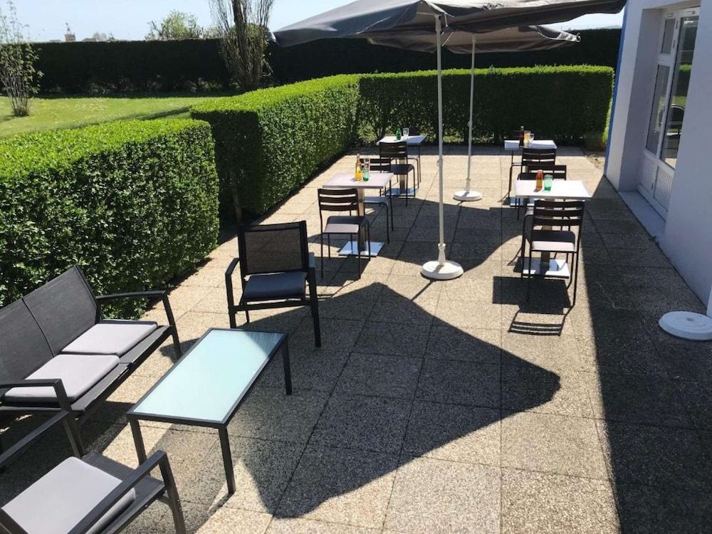 莫尔莱英式酒店 - Exterior - 1