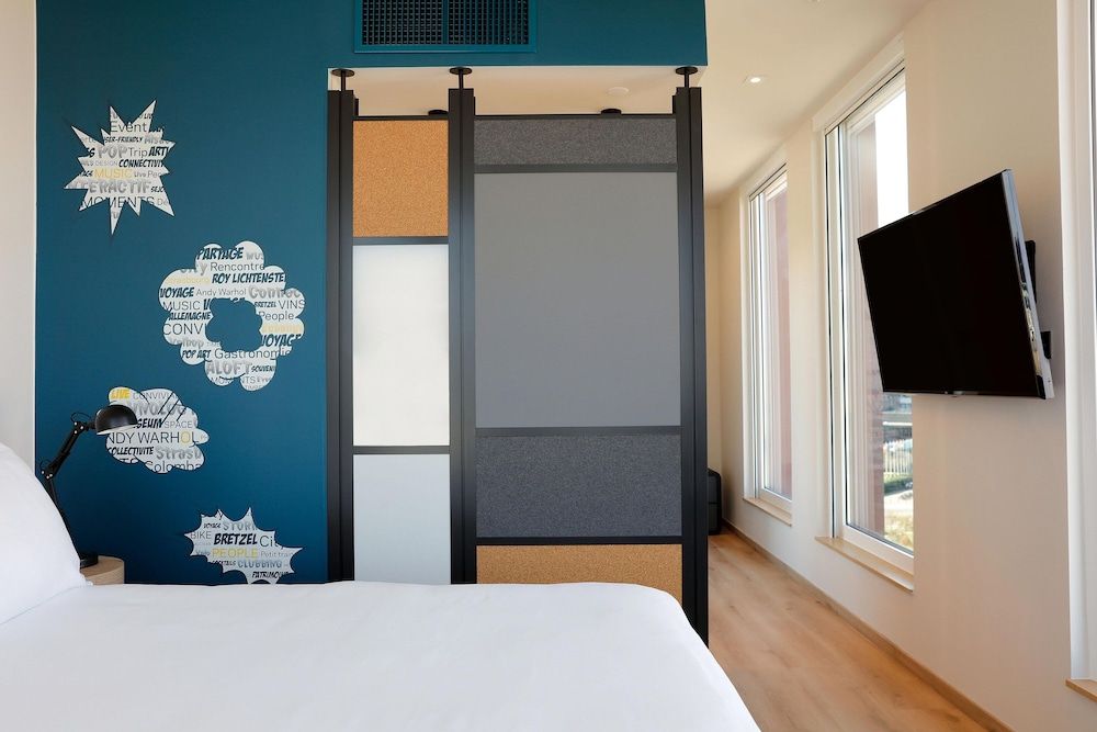 Aloft Strasbourg City Centre - Room - 1