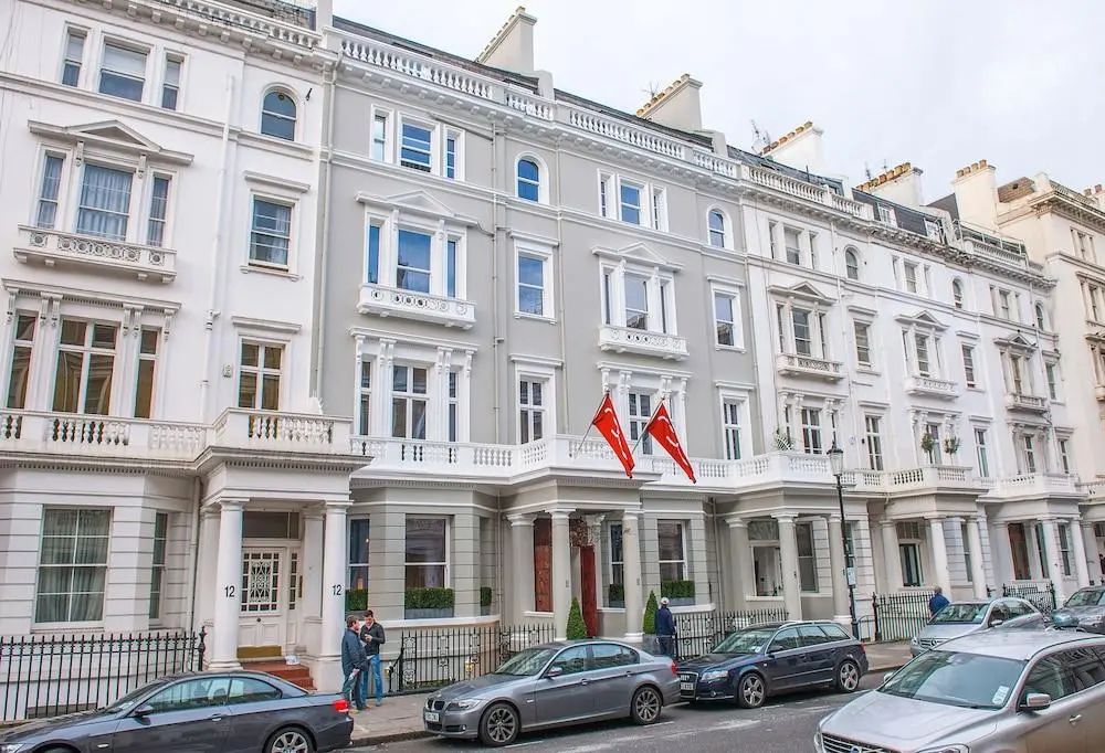 The Exhibitionist Hotel - Front of property - 2