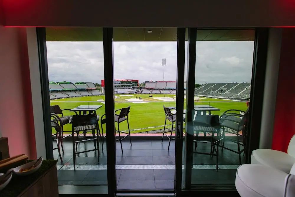 Hilton Garden Inn Manchester Emirates Old Trafford - Balcony view - 2