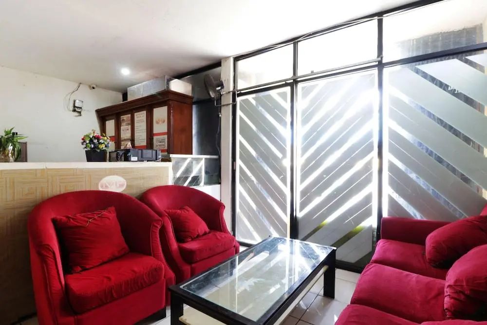 Penginapan Marsya Prima Syariah - Lobby sitting area - 2