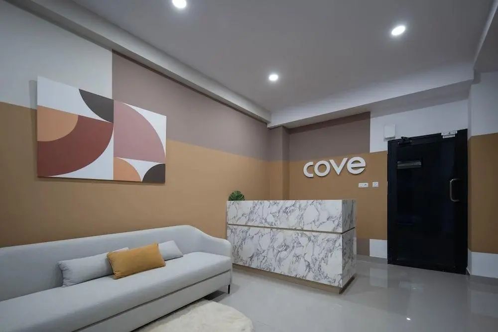 Cove Aventurine - Lobby - 2