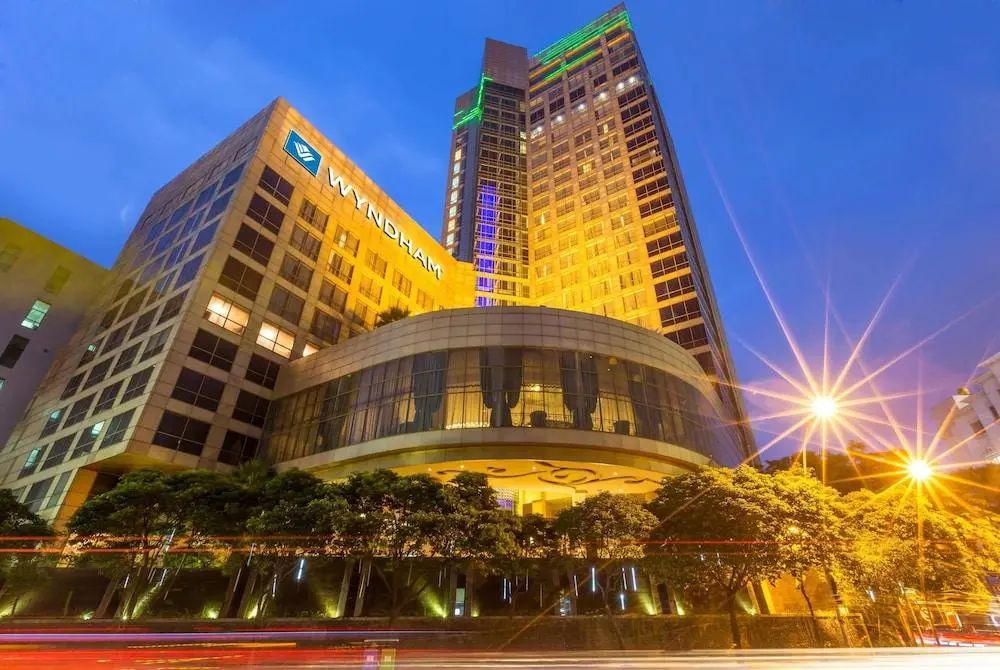 Wyndham Surabaya City Centre - Primary image