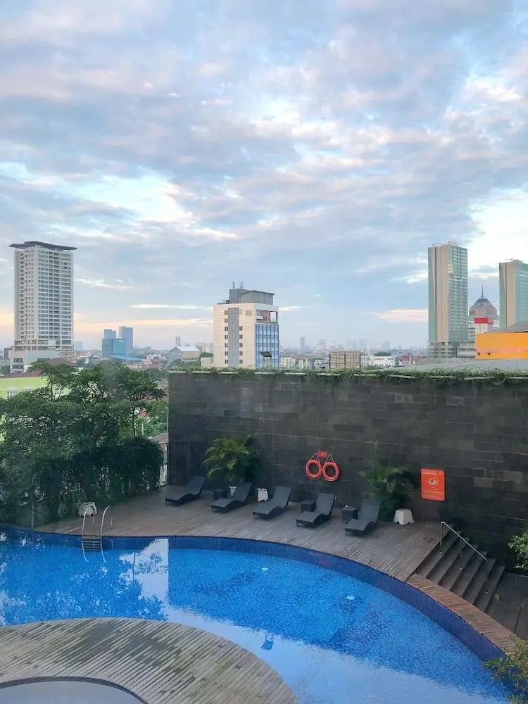 HARRIS Hotel & Conventions Gubeng - Surabaya - View from room - 1