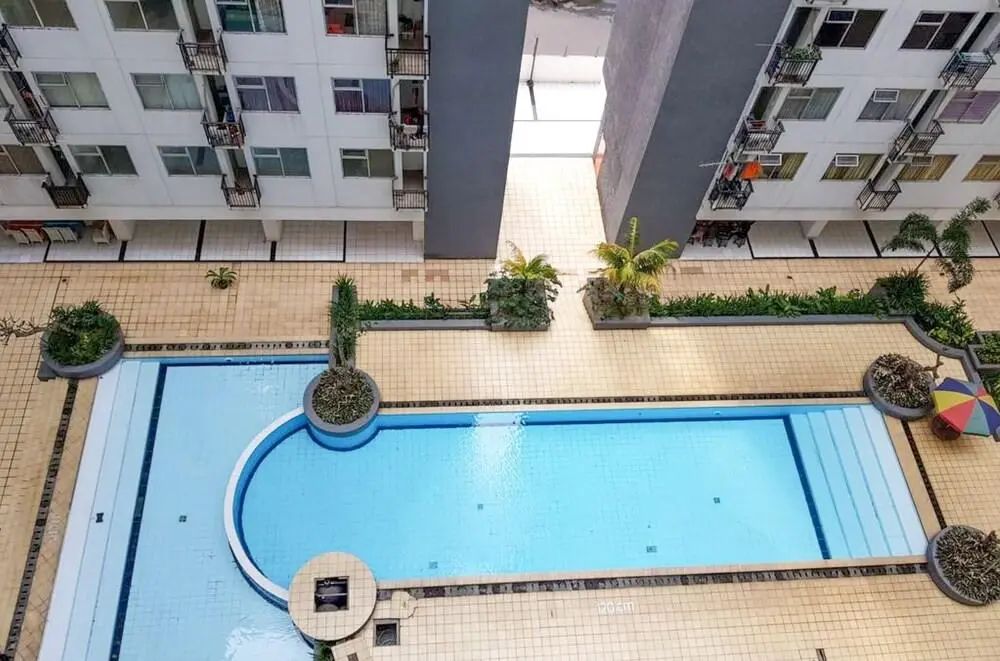 Compact Space 2Br At Jarrdin Cihampelas Apartment - Pool - 2