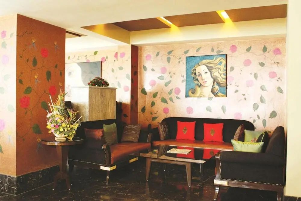 GIS 精选班加拉山丘酒店 - Lobby