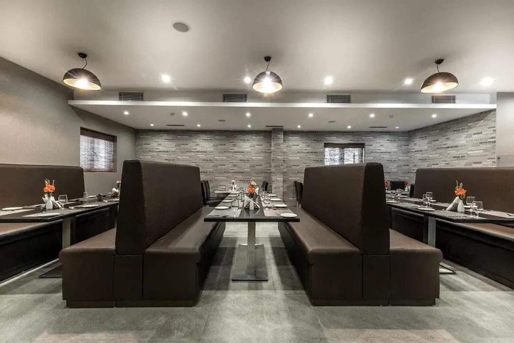 Saaral Residency - Restaurant - 2