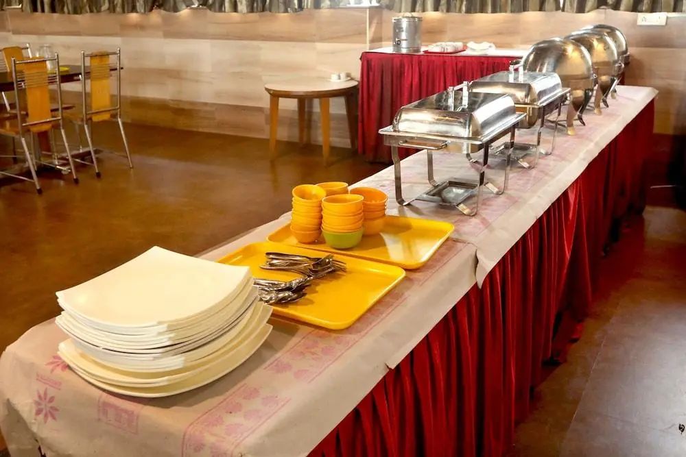 Sekaran Hotel OMR Perungudi - Breakfast buffet - 2