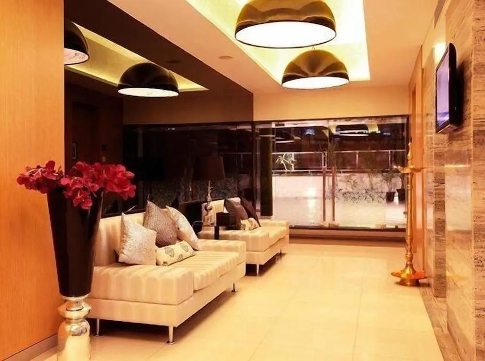Mumbai Metro - The Executive Hotel - Primary image
