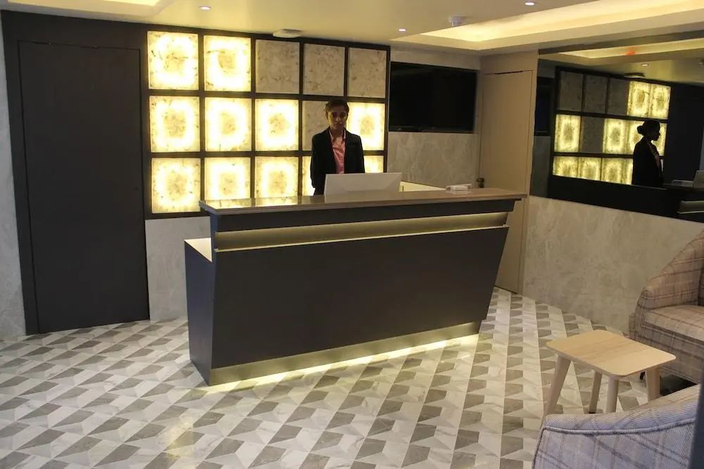Maxxvalue Hotel MIDC - Reception