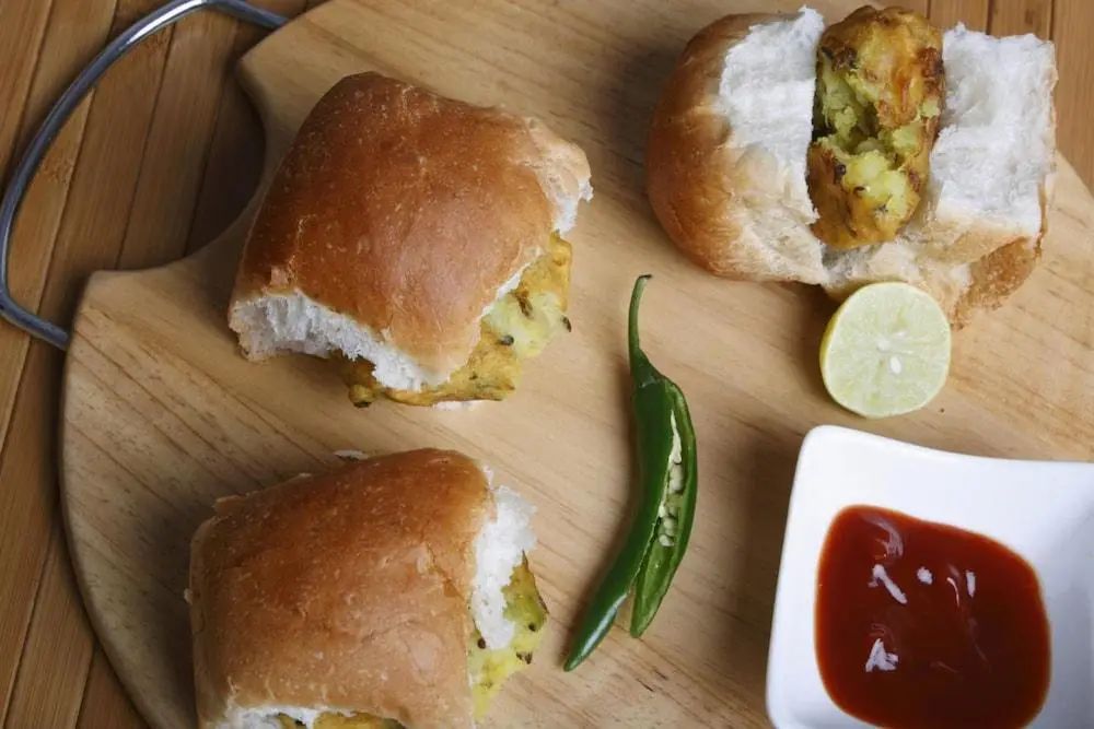 Hotel Riva International - Near Nesco Center - Restaurant - 2