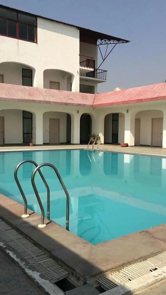Estate Paradiso Jaipur - Pool - 2