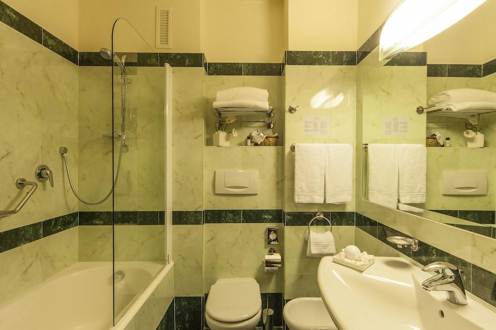 NilHotel Florence photo