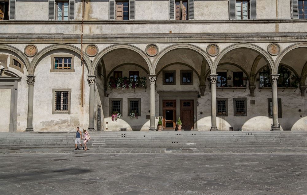 Loggiato dei Serviti - Exterior - 1