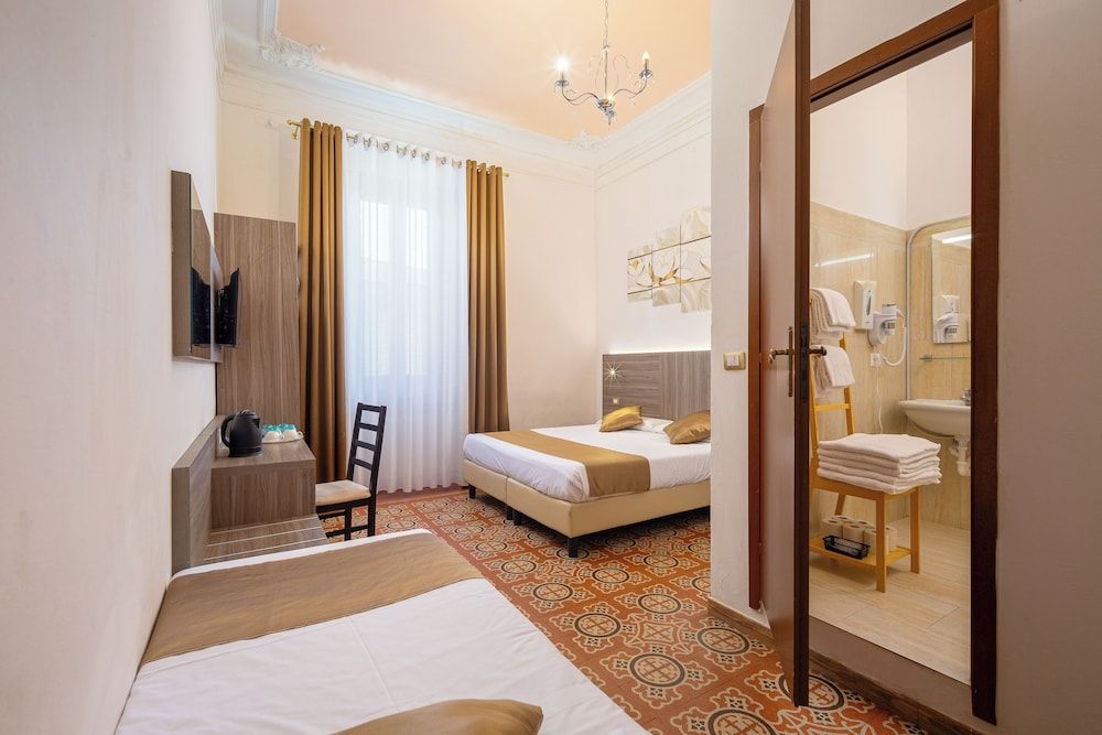Astrid Hotel - Room - 1