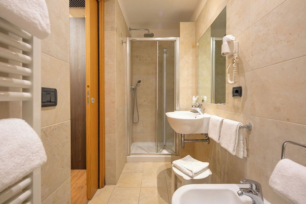 Hotel Villa Betania - Bathroom - 2