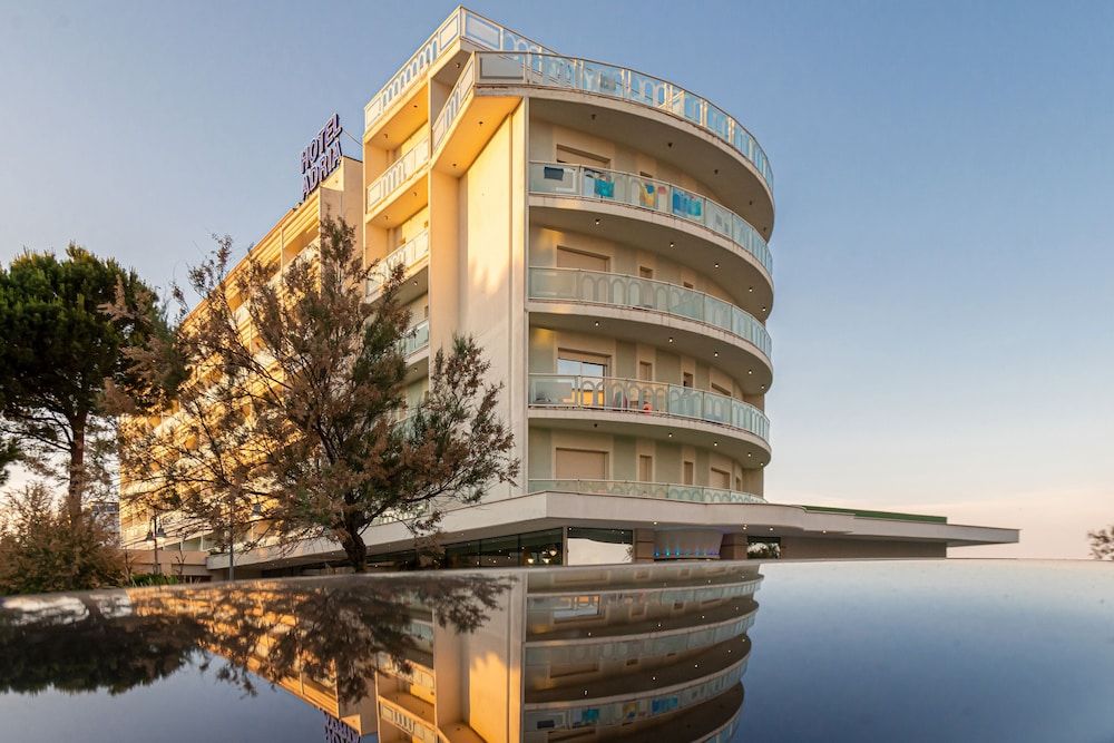 阿德利亞飯店 - Exterior - 1