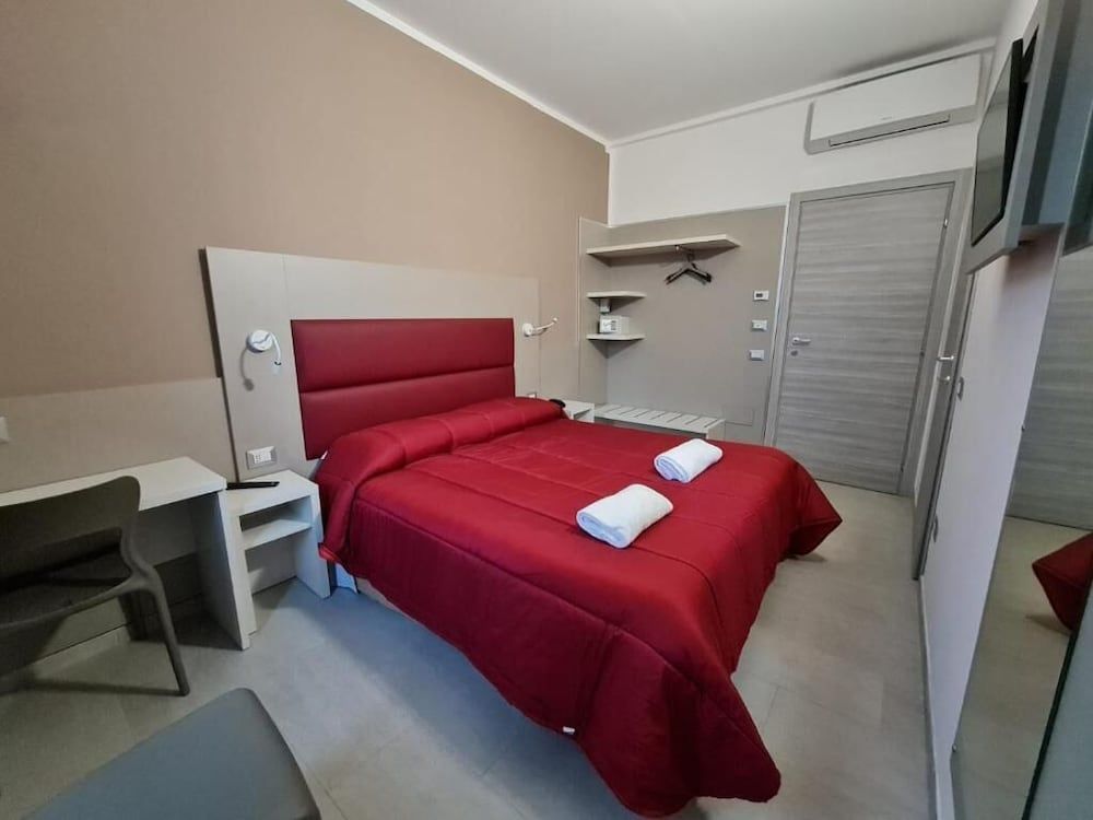 Hotel City 20 - Room - 1