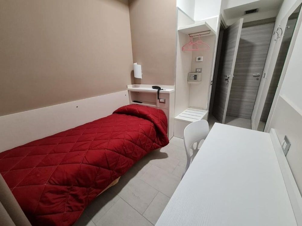 Hotel City 20 - Room - 2