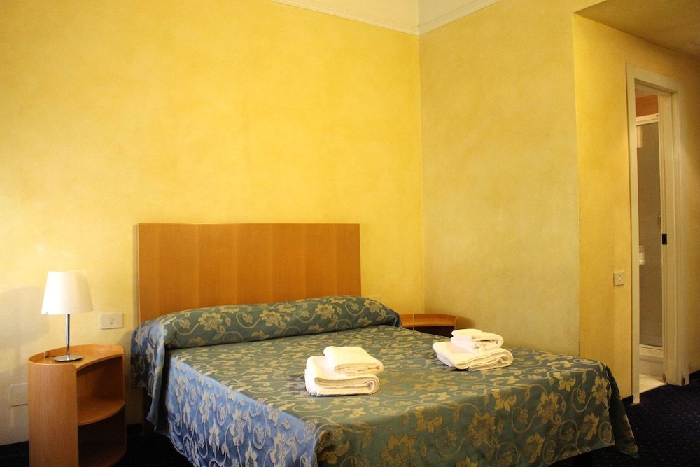 Hotel Club - Room - 1