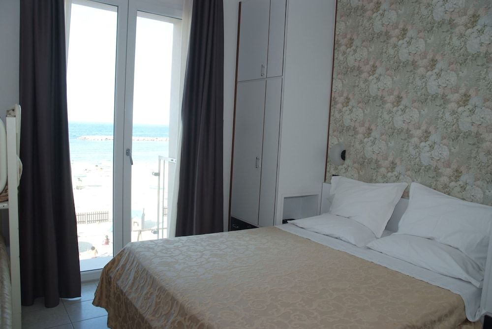 Albergo Aquila - Room - 1