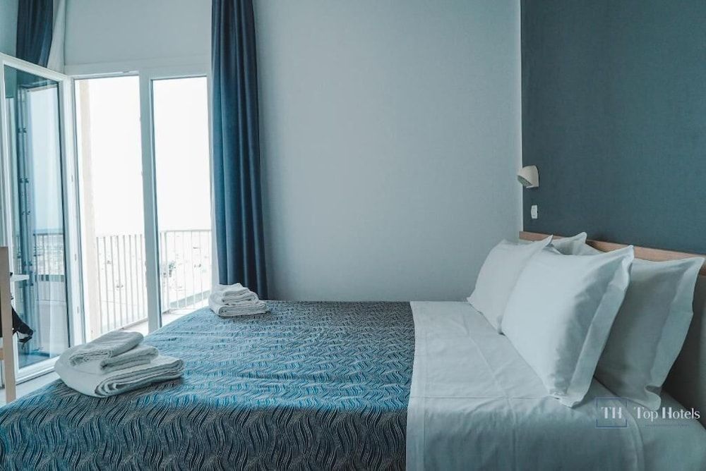NAUTIC BEACH HOTEL - Room - 1