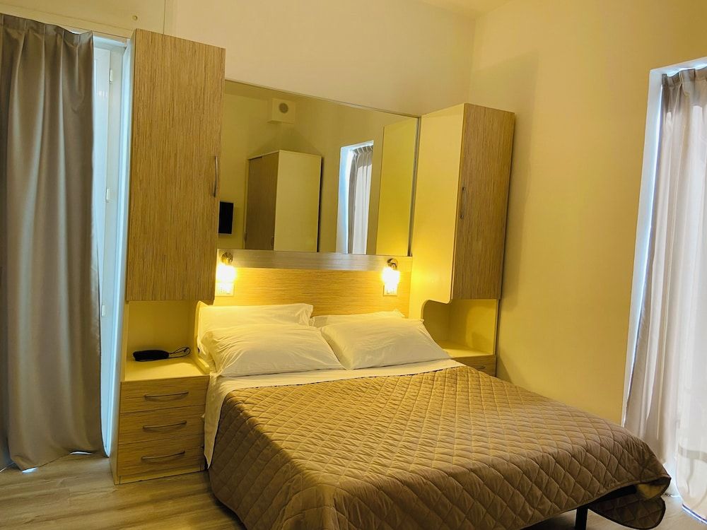 HOTEL BUTTERFLY WELLNESS & SPA - Room