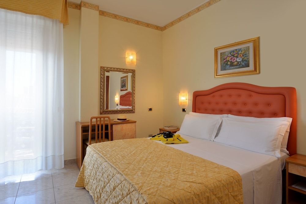 Hotel Gaston - Room - 2