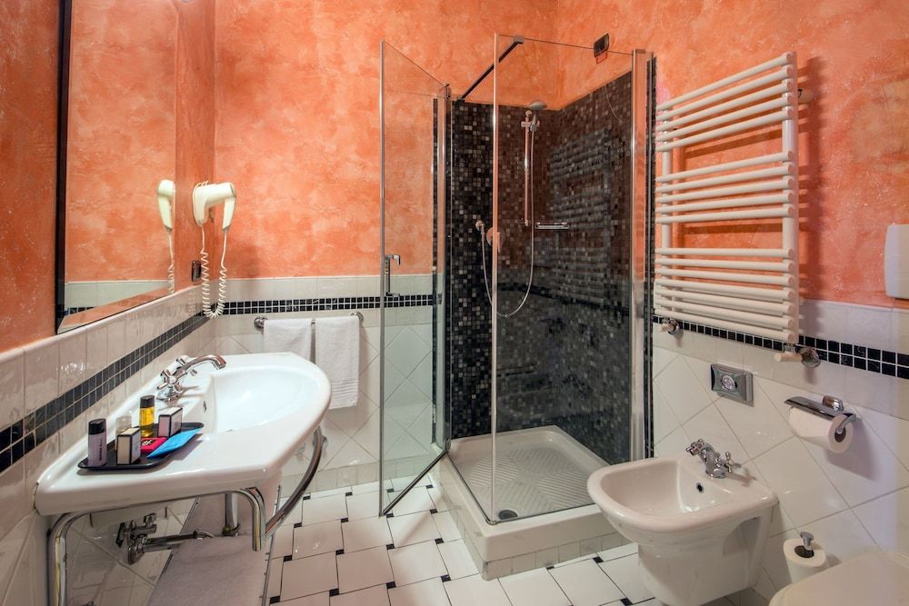 Hotel San Francesco - Bathroom - 2