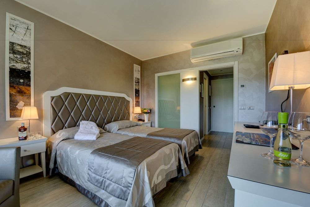 Parc Hotel Gritti - Room - 1