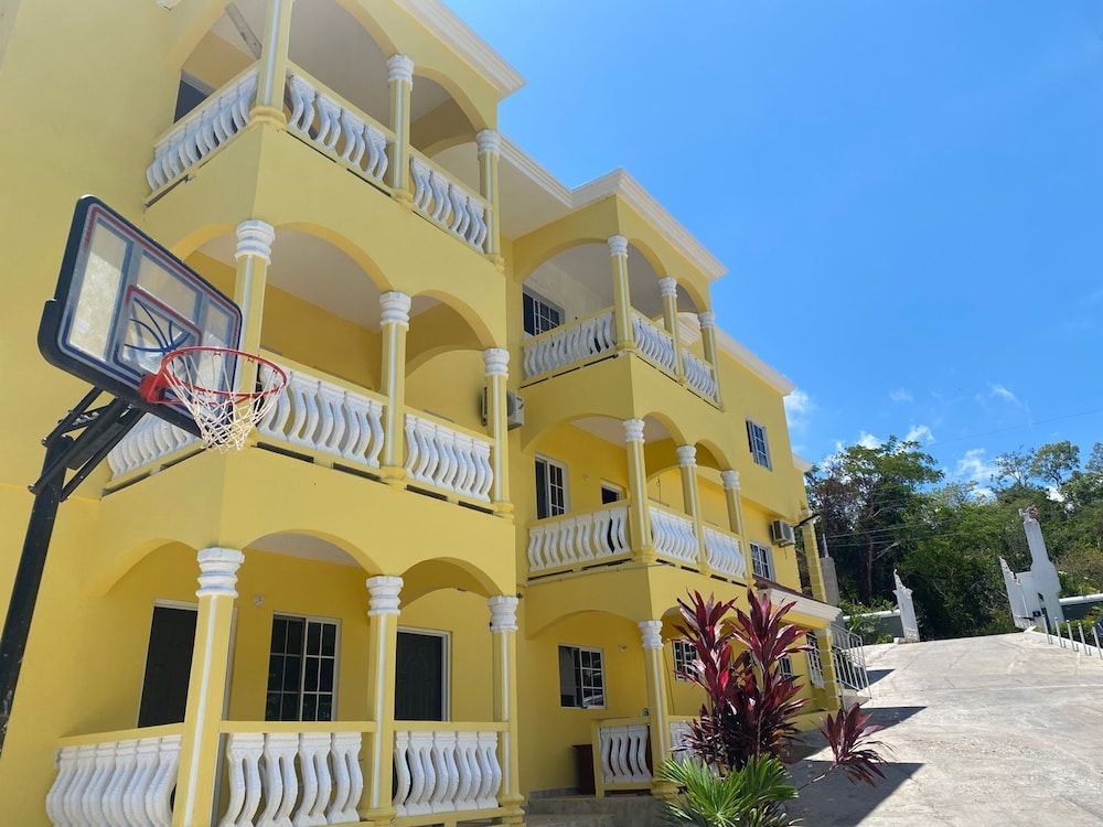 Kingsbird by the sea Inn - Basketball court - 1