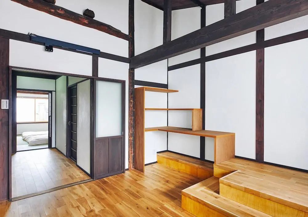 세븐 스테이 오우치 - Primary image