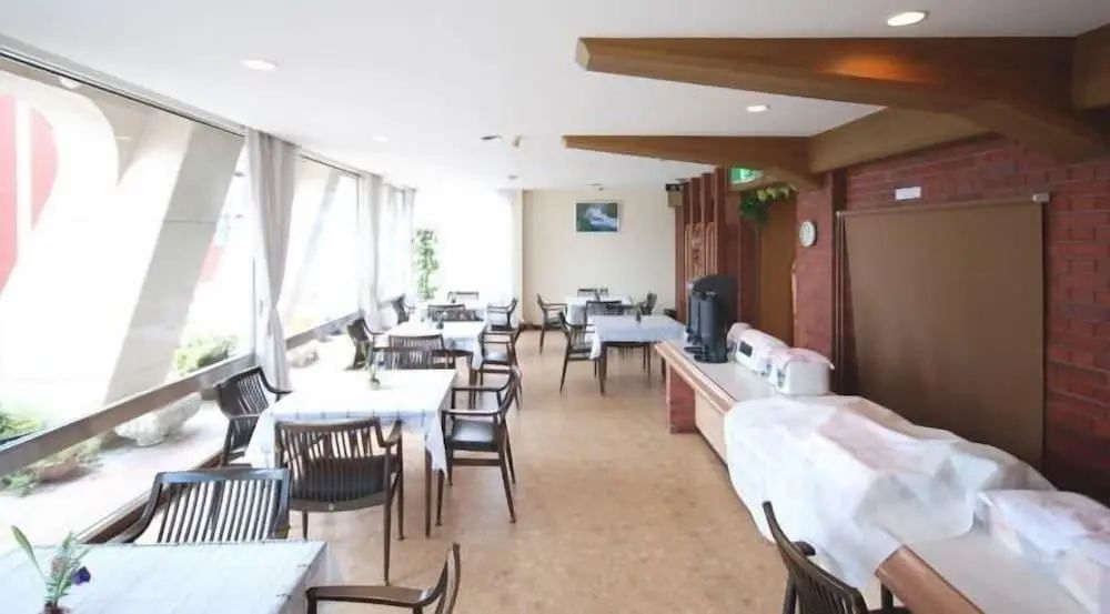 Business Royal Hotel - Dining - 2