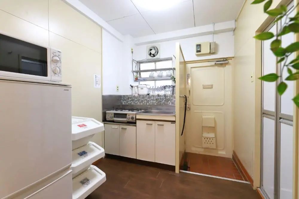 Pebliss Kurenai No.2 - Private kitchenette - 2