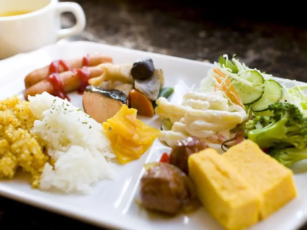 Toyoko Inn Osaka Umeda Higashi - Breakfast meal - 2