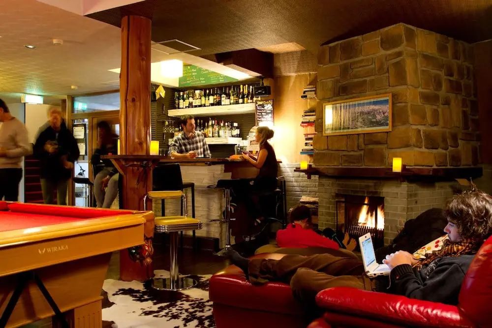 白马大厦旅馆 - Bar (on property) - 2