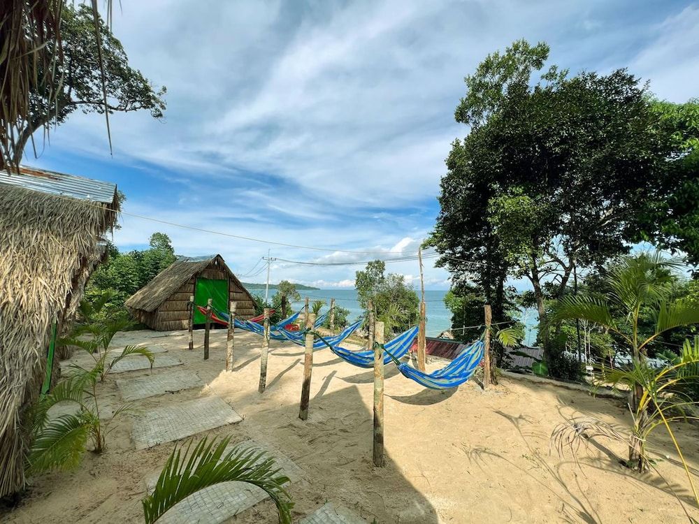 Plankton Bungalow and Camping - Sundeck - 3