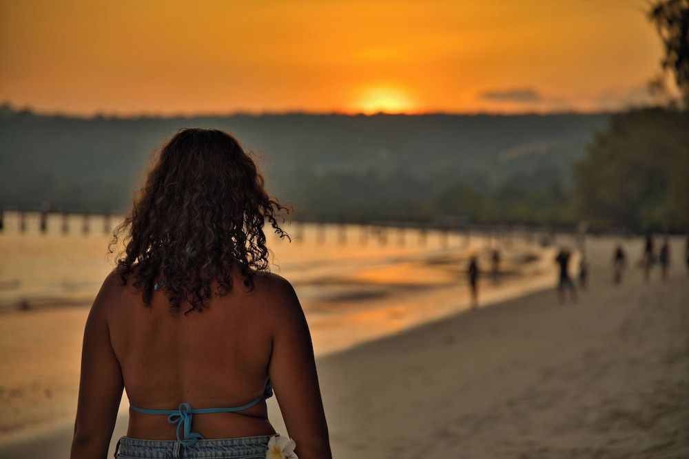 Mad Monkey Koh Rong - Beach/ocean view - 2