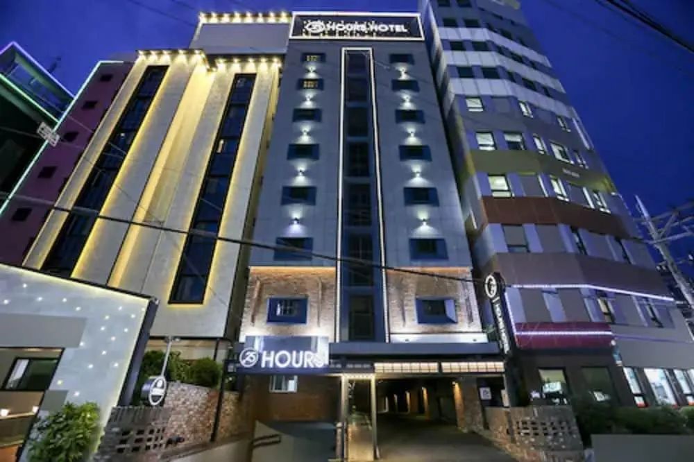 25 Hours Hotel - Front of property - evening night - 2