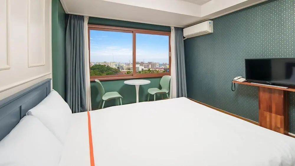 Jeju Hiker Hotel - Room - 2