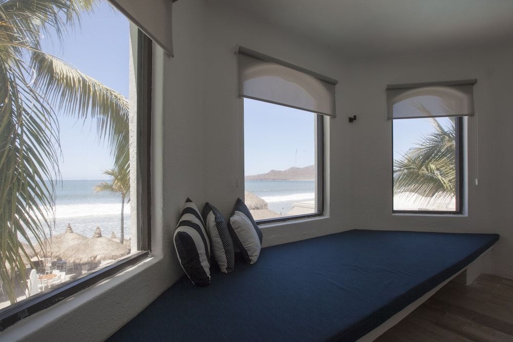 Gaviana Resort - Beach/ocean view