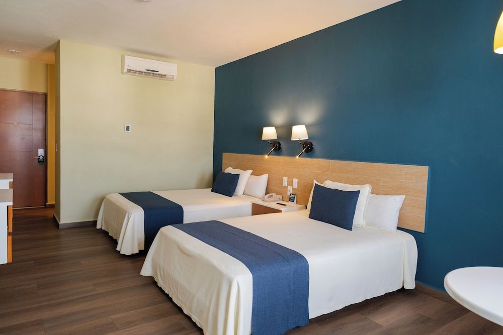 Oceano Palace Beach Resort - Room