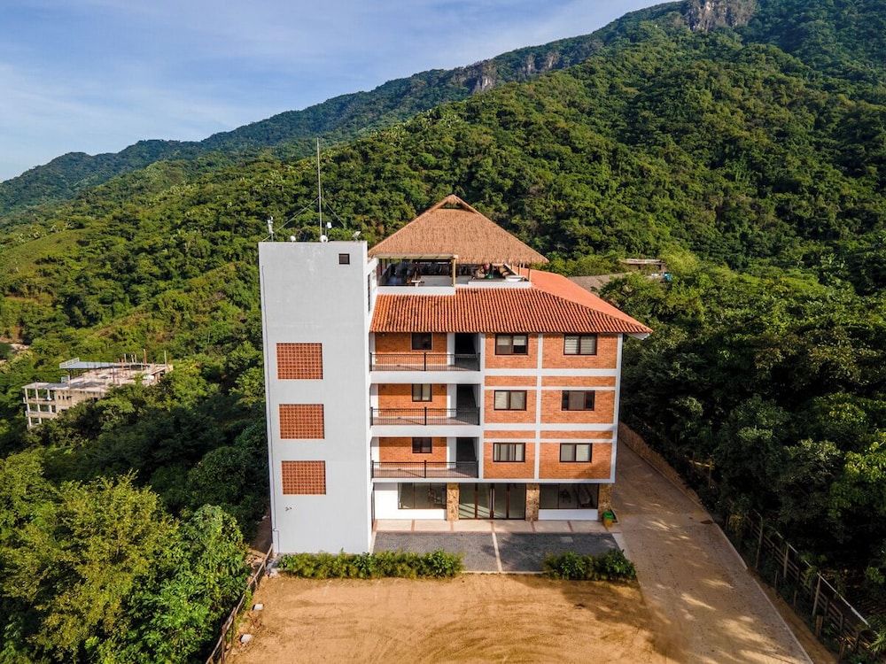 River Park Hotel - Exterior - 2