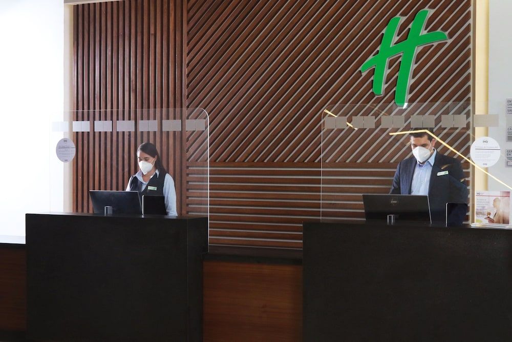 Holiday Inn & Suites Puerto Vallarta Marina & Golf by IHG - Exterior - 1